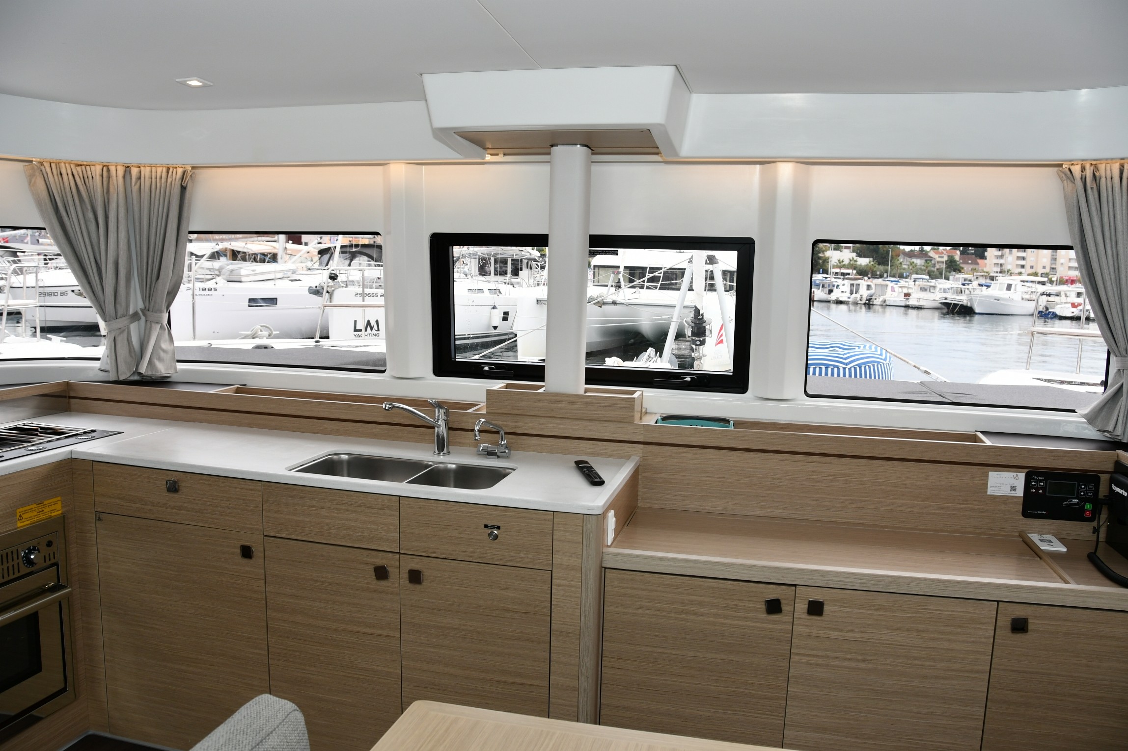 Lagoon 43, Bonnie | Yacht Charter Croatia