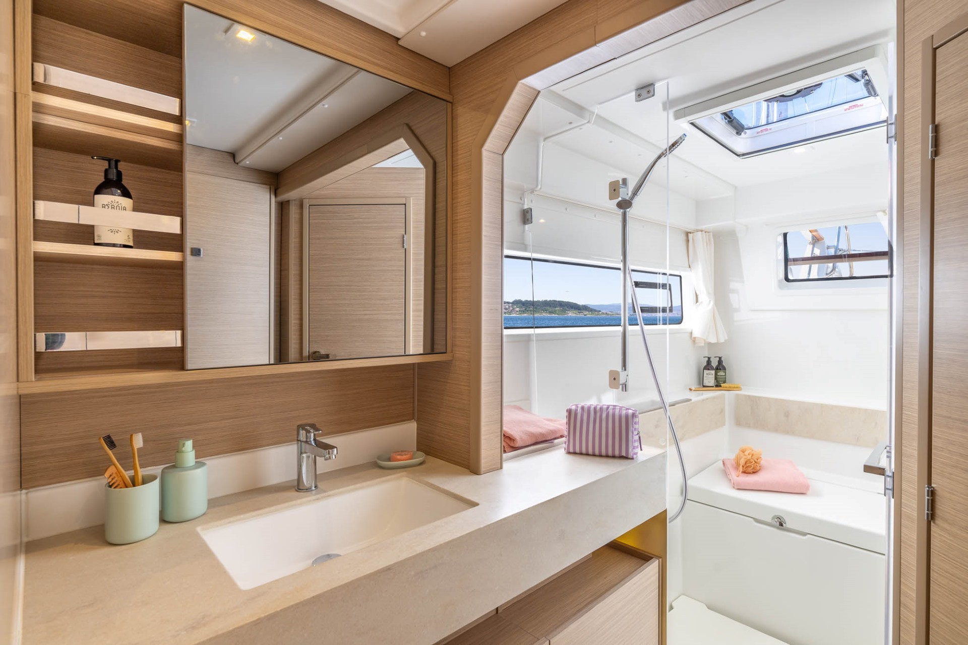 Lagoon 43, Find Us I | Yacht Charter Croatia