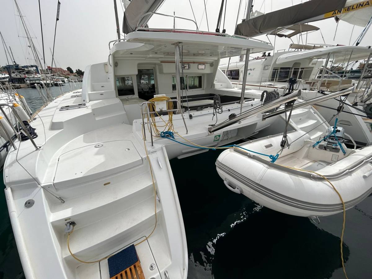 Lagoon 440, Manatee | Yacht Charter Croatia