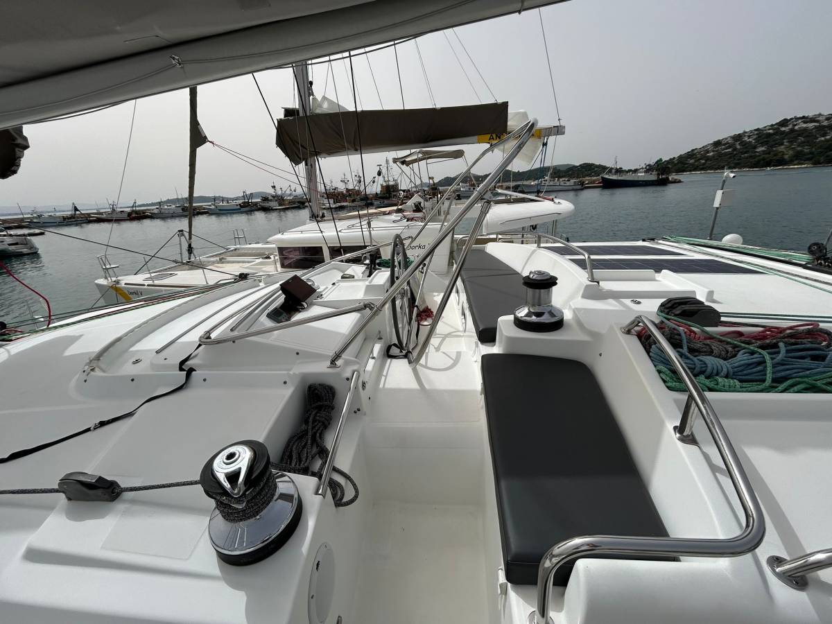 Lagoon 440, Manatee | Yacht Charter Croatia