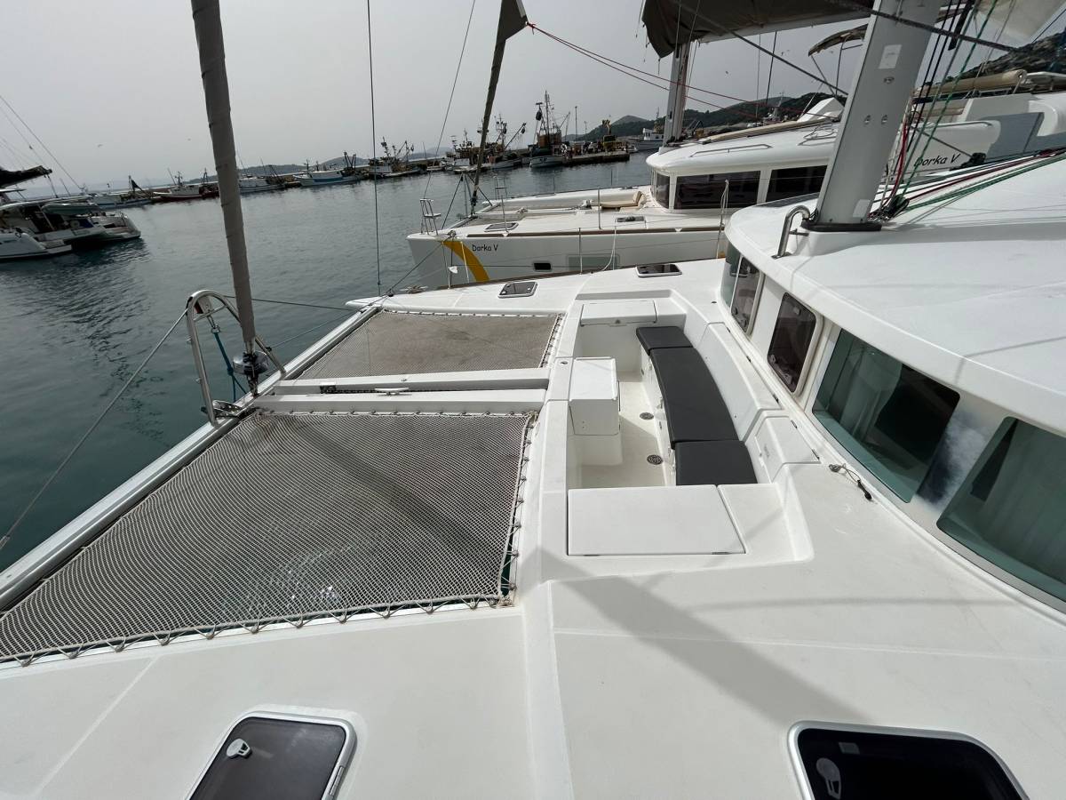 Lagoon 440, Manatee | Yacht Charter Croatia