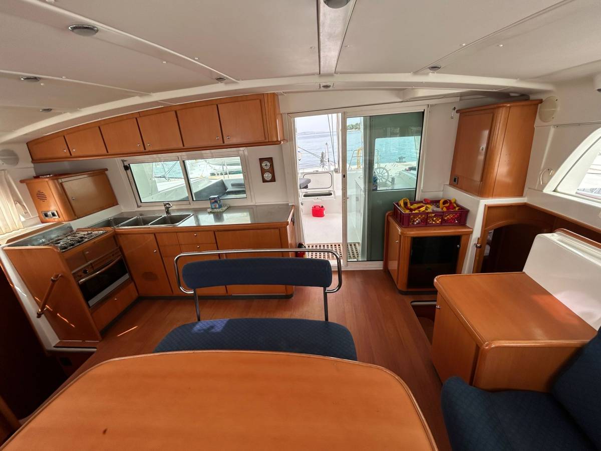 Lagoon 440, Manatee | Yacht Charter Croatia