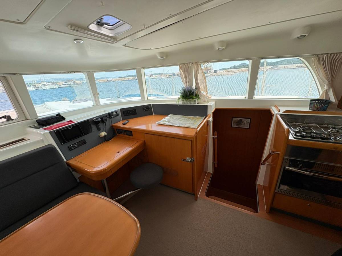 Lagoon 440, Manatee | Yacht Charter Croatia