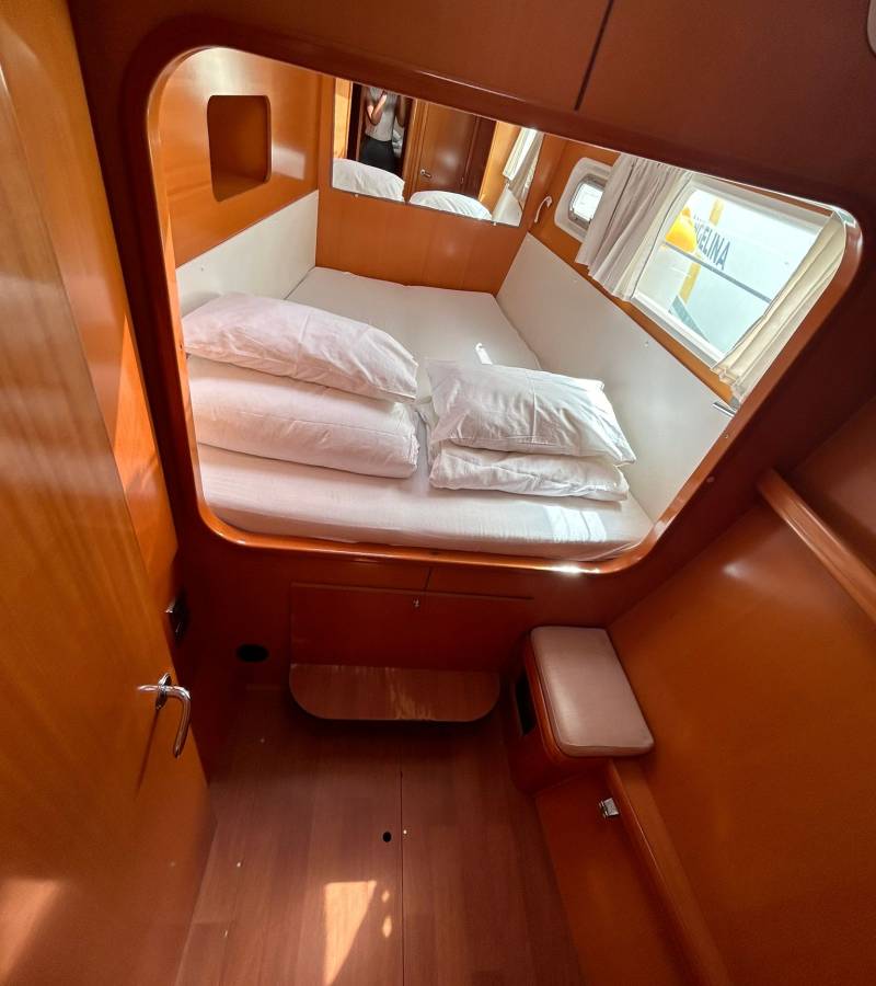 Lagoon 440, Manatee | Yacht Charter Croatia