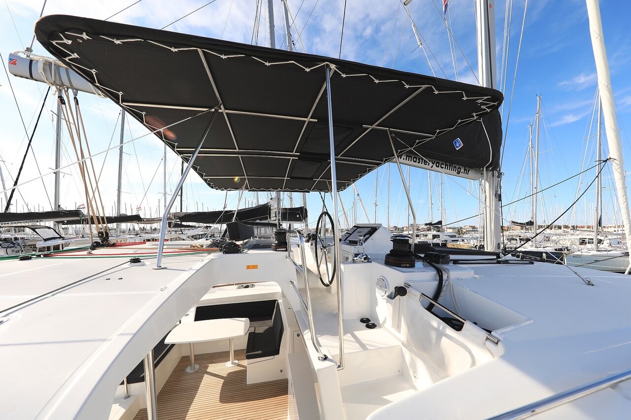 Lagoon 450 F, Oliver | Yacht Charter Croatia