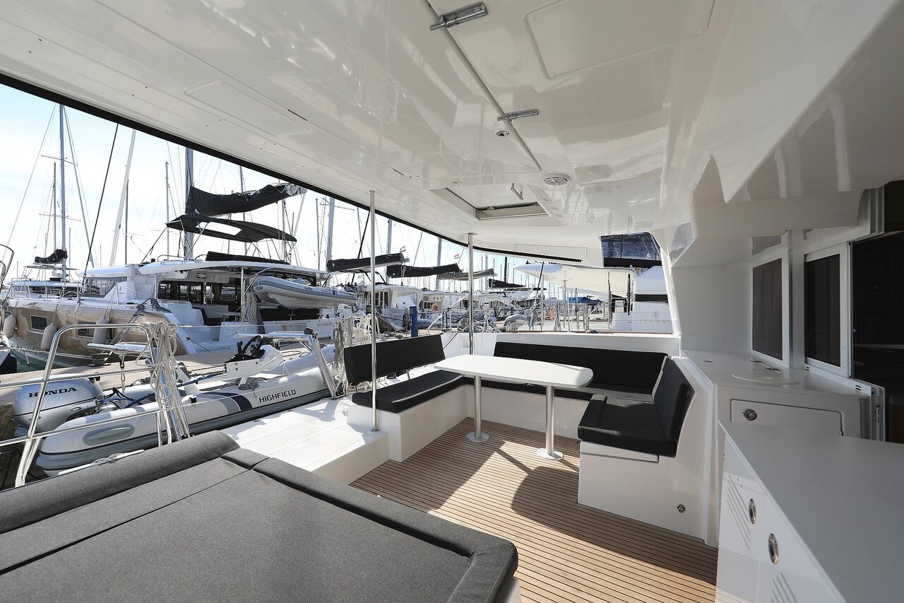 Lagoon 450 F, Oliver | Yacht Charter Croatia