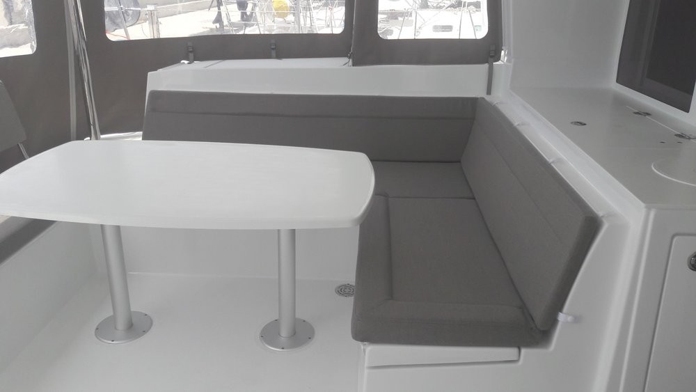 Lagoon 450 F, Red Twin | Yacht Charter Croatia