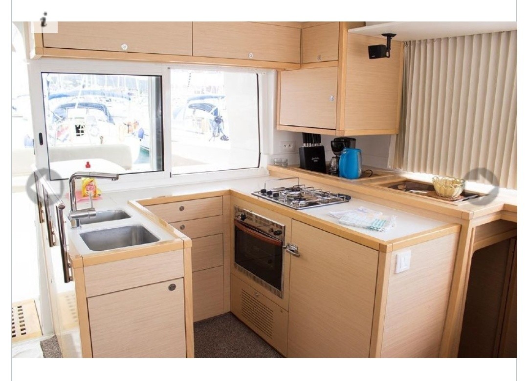 Lagoon 450 F, Sunshine l | Yacht Charter Croatia