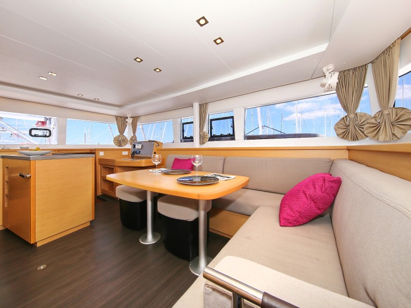 Lagoon 450 F, Mantra | Yacht Charter Croatia