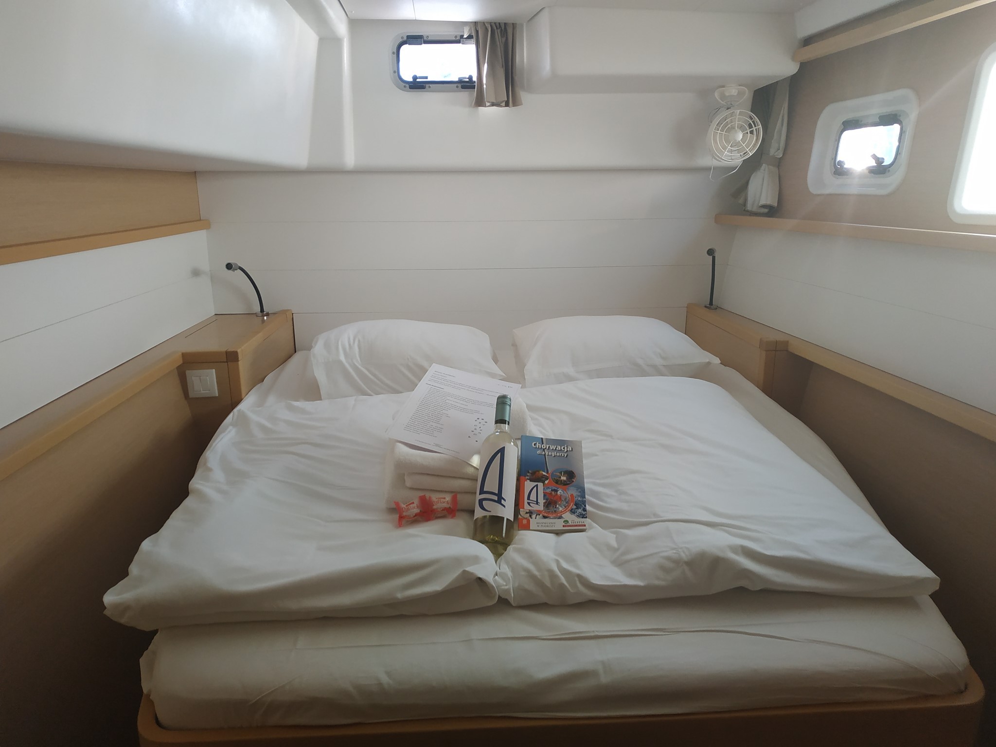 Lagoon 450 F, Mantra | Yacht Charter Croatia