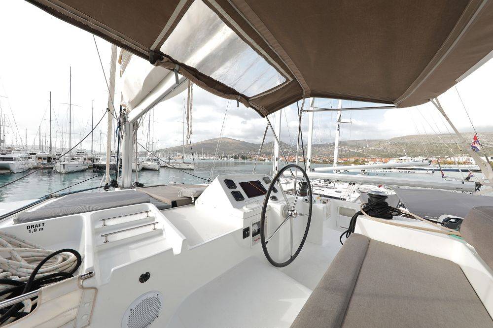 Lagoon 450 F, Lydia | Yacht Charter Croatia
