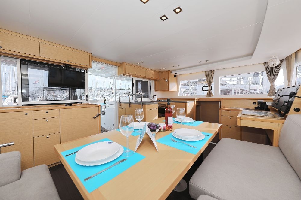 Lagoon 450 F, Lydia | Yacht Charter Croatia
