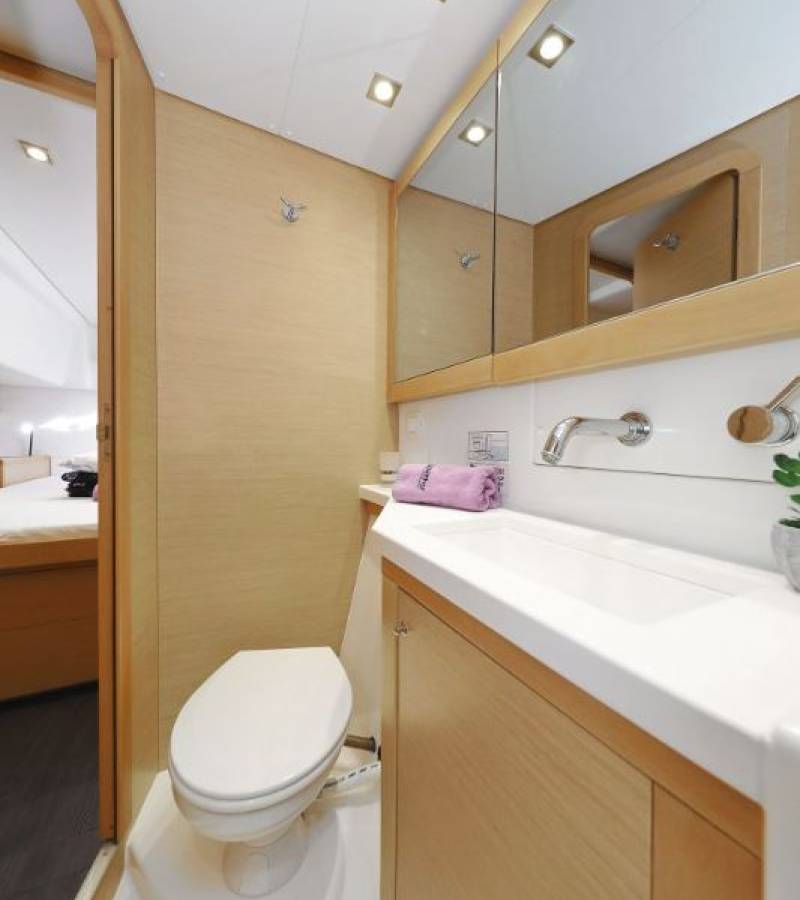 Lagoon 450 F, Lydia | Yacht Charter Croatia