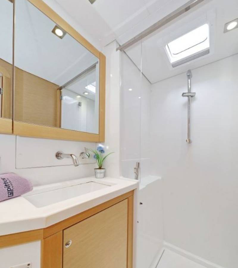 Lagoon 450 F, Lydia | Yacht Charter Croatia