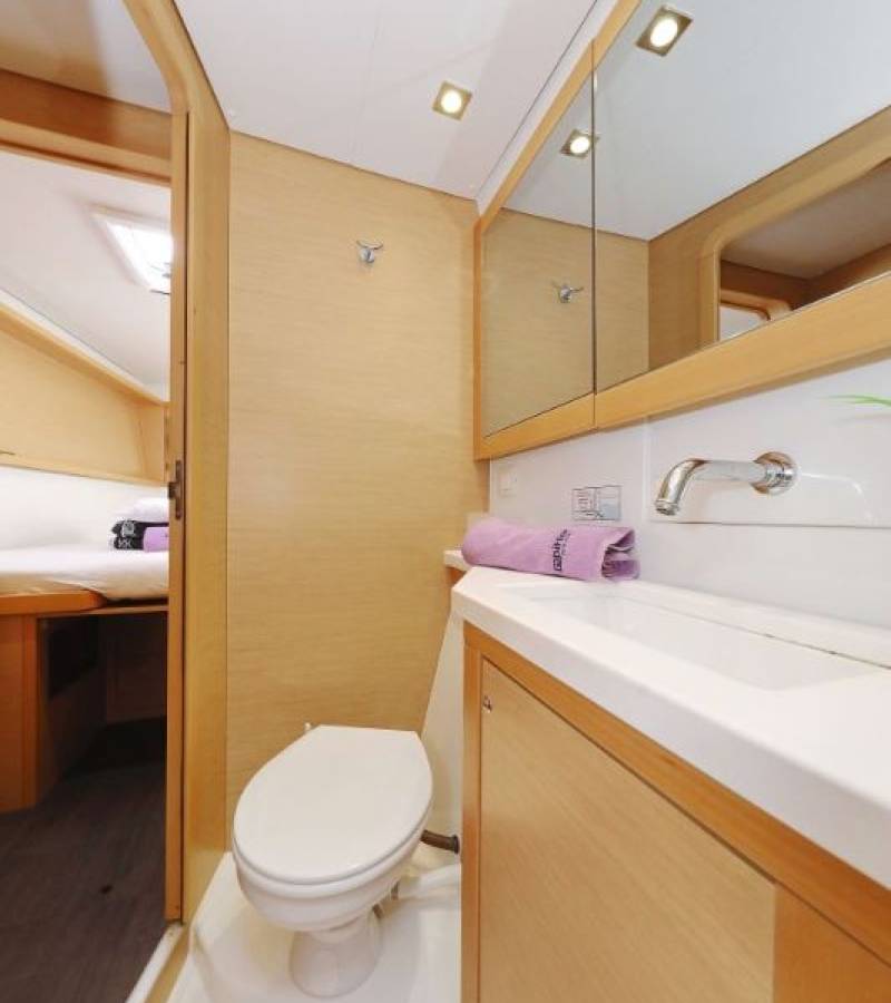 Lagoon 450 F, Lydia | Yacht Charter Croatia