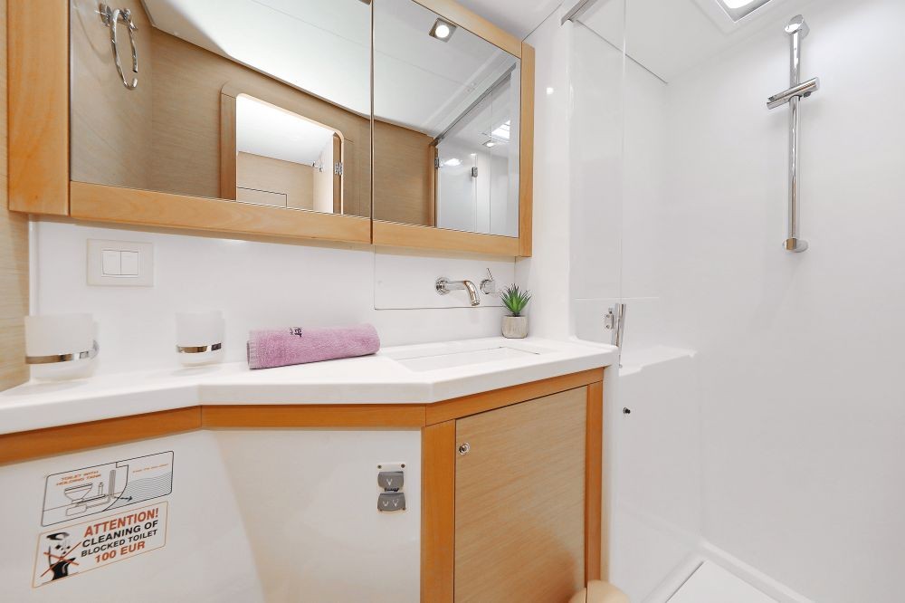 Lagoon 450 F, Stella | Yacht Charter Croatia