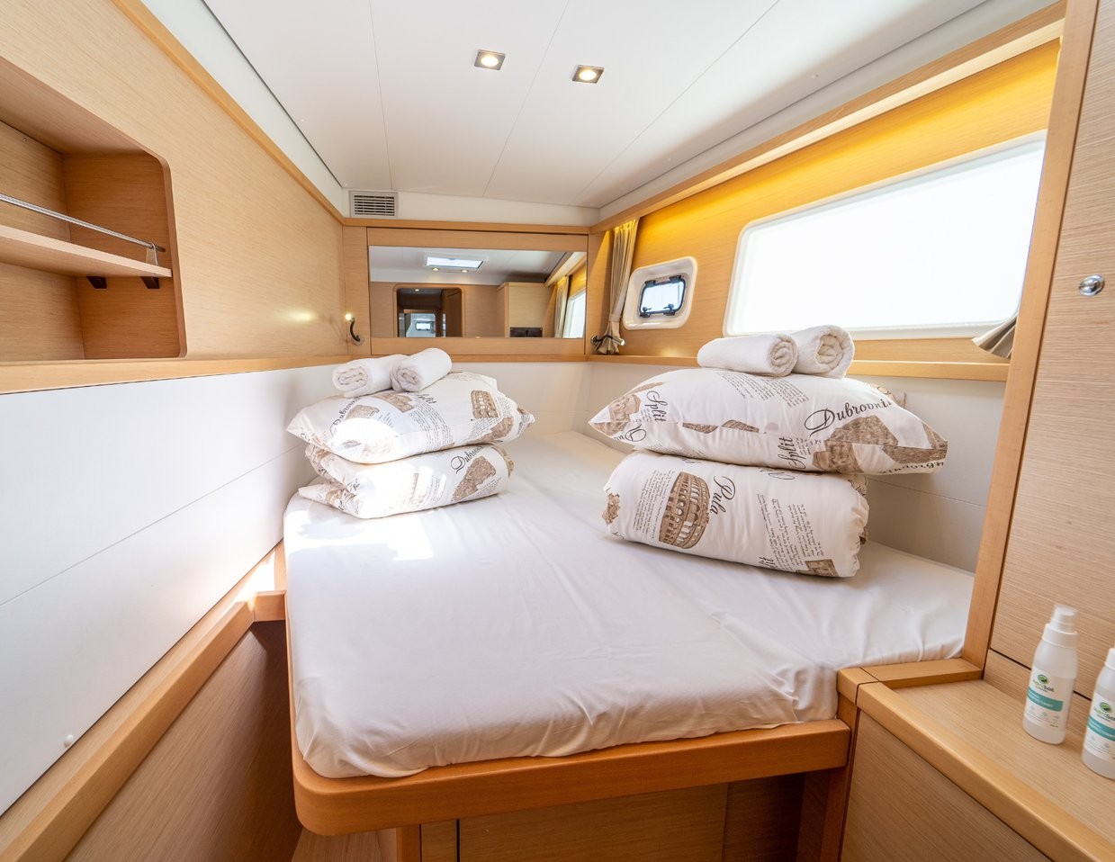 Lagoon 450 F, Orlando | Yacht Charter Croatia