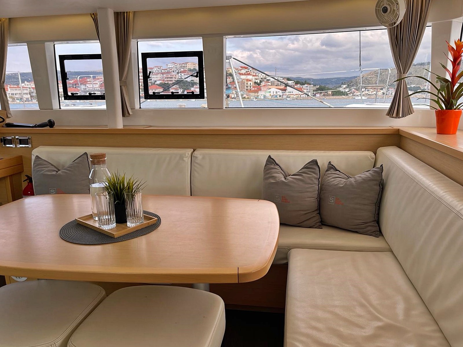 Lagoon 450 F, Julius Cesar III | Yacht Charter Croatia