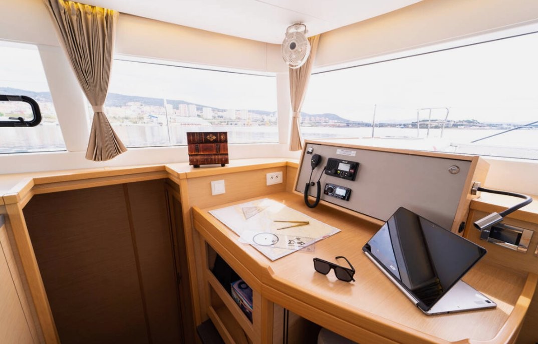 Lagoon 450 F, Julius Cesar III | Yacht Charter Croatia