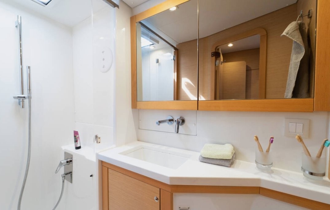 Lagoon 450 F, Julius Cesar III | Yacht Charter Croatia