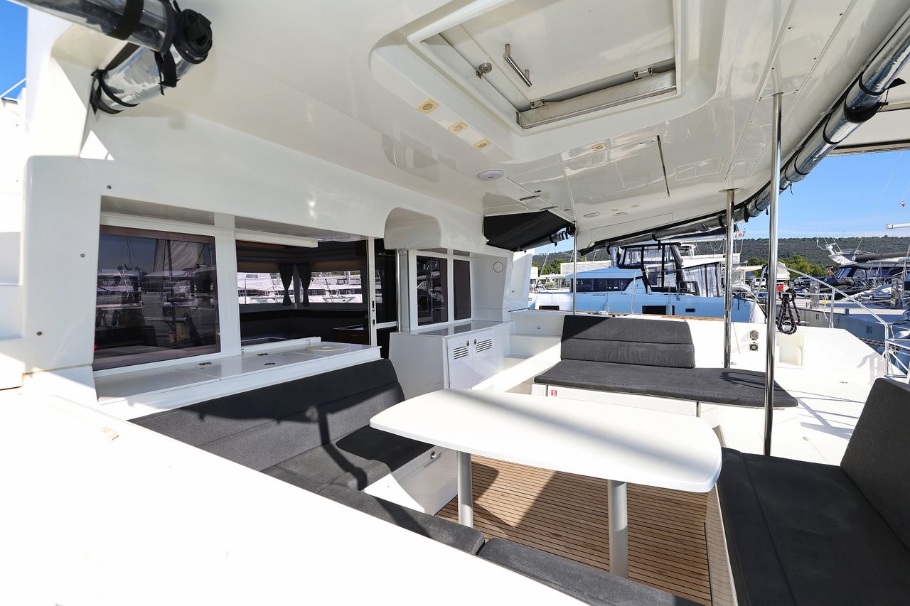 Lagoon 450 F, Lilith | Yacht Charter Croatia