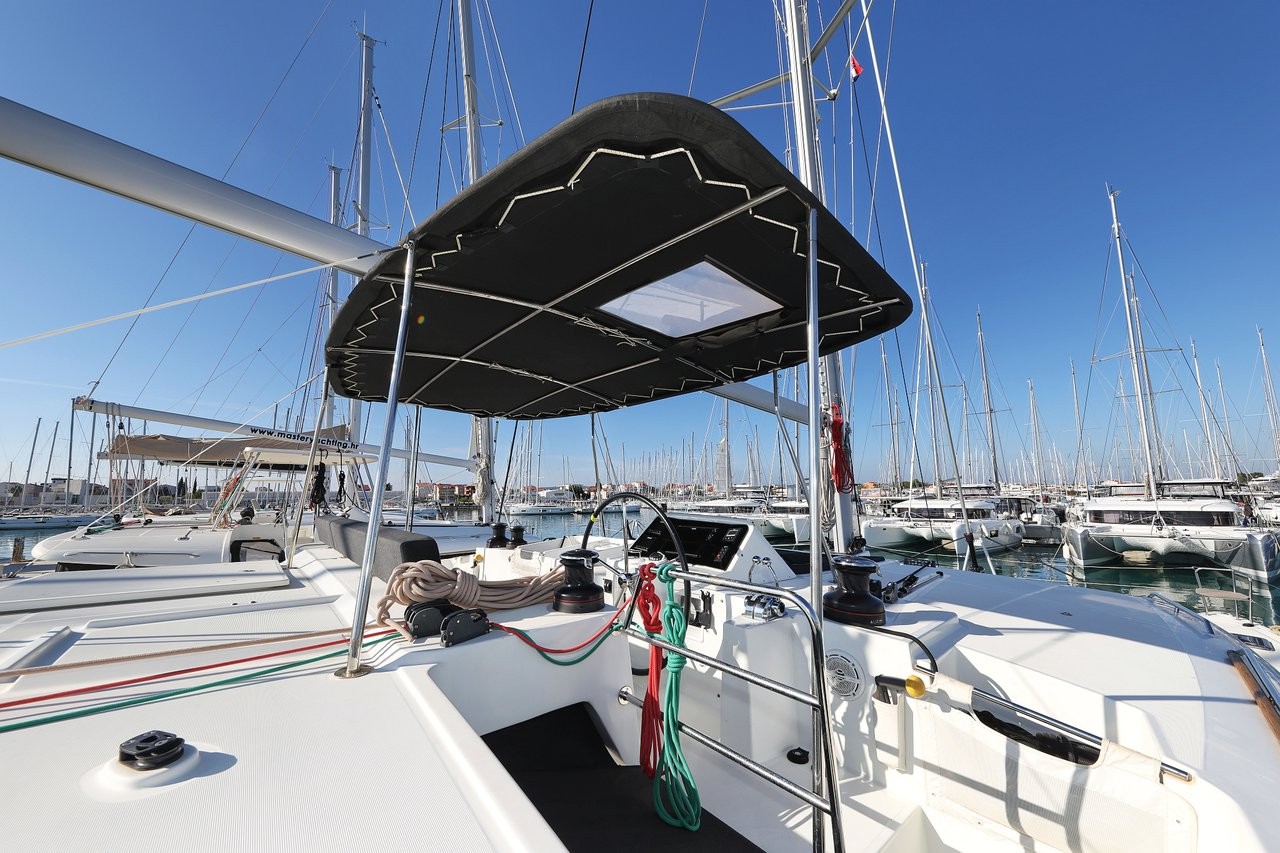 Lagoon 450 F, Lilith | Yacht Charter Croatia