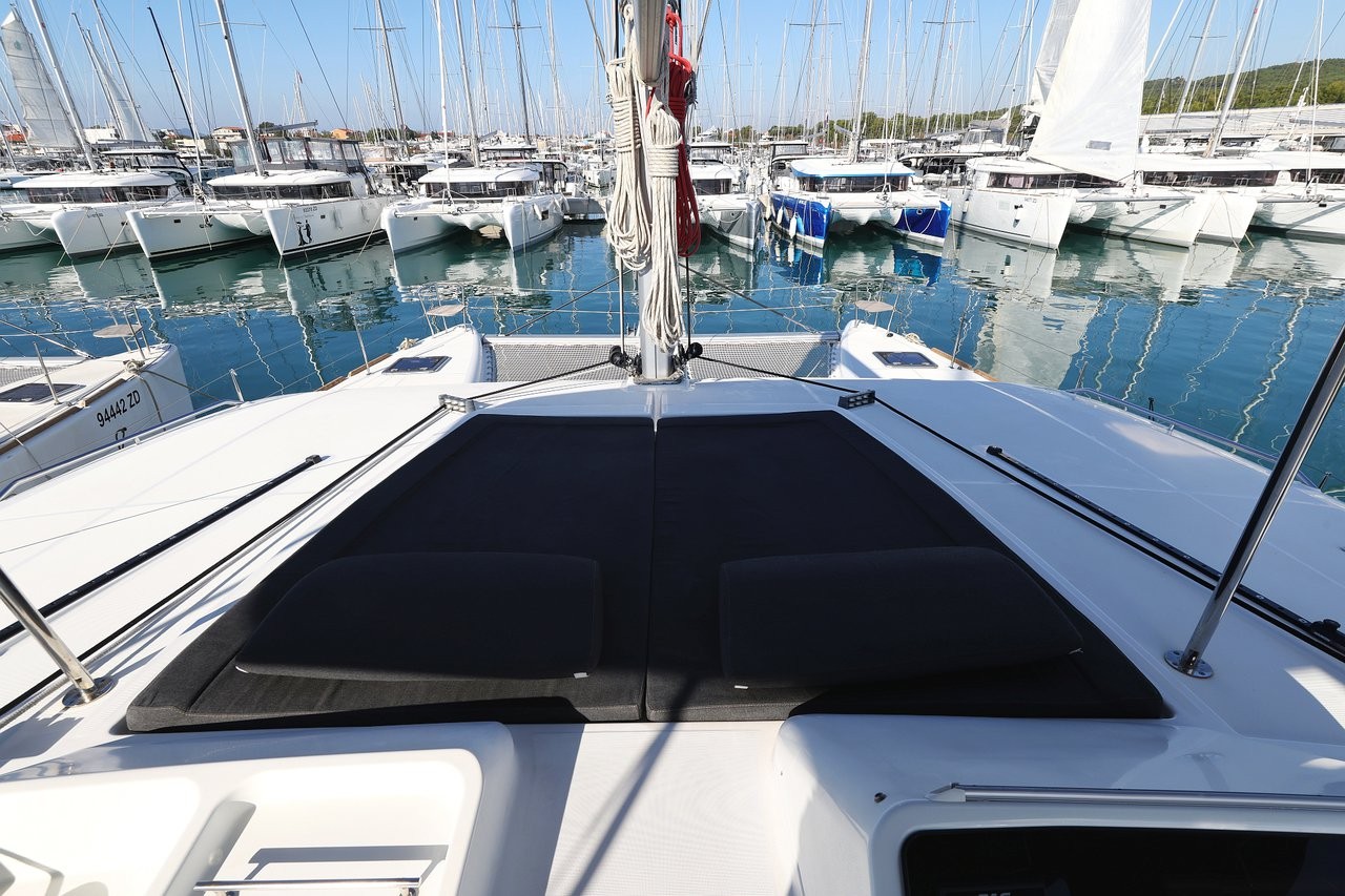 Lagoon 450 F, Lilith | Yacht Charter Croatia