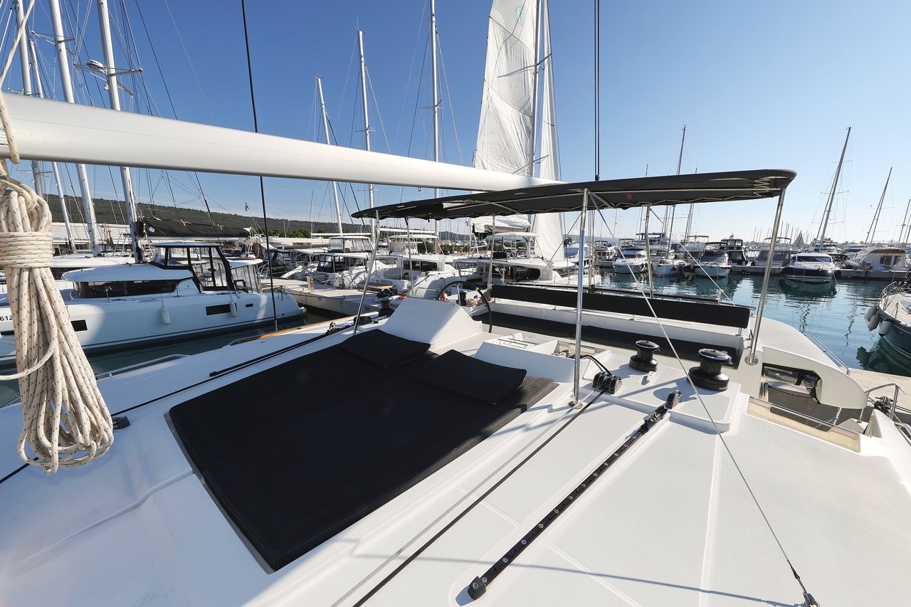 Lagoon 450 F, Lilith | Yacht Charter Croatia
