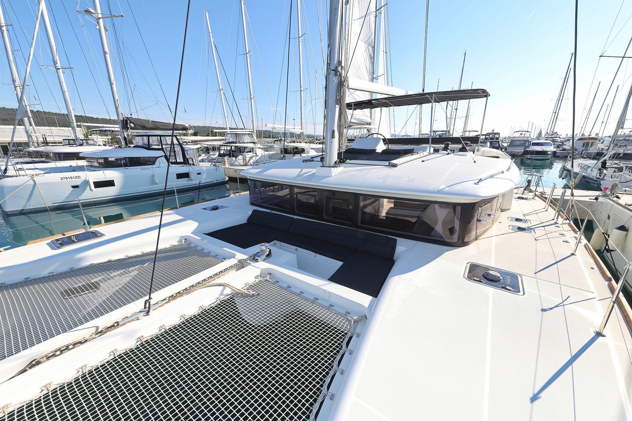 Lagoon 450 F, Lilith | Yacht Charter Croatia