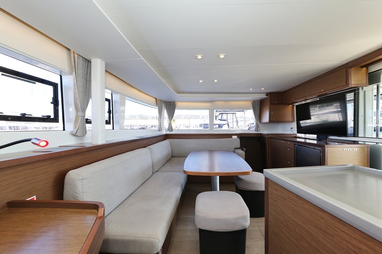 Lagoon 450 F, Lilith | Yacht Charter Croatia