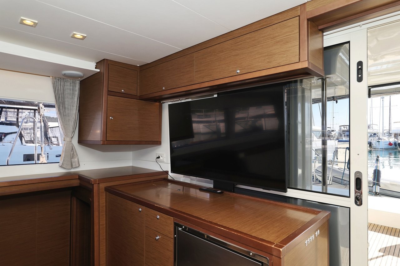 Lagoon 450 F, Lilith | Yacht Charter Croatia