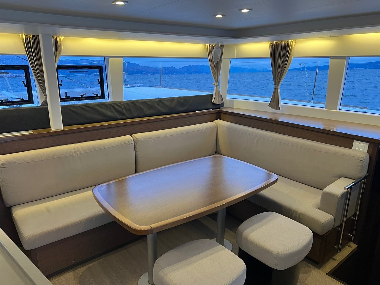 Lagoon 450 F, Zen | Yacht Charter Croatia