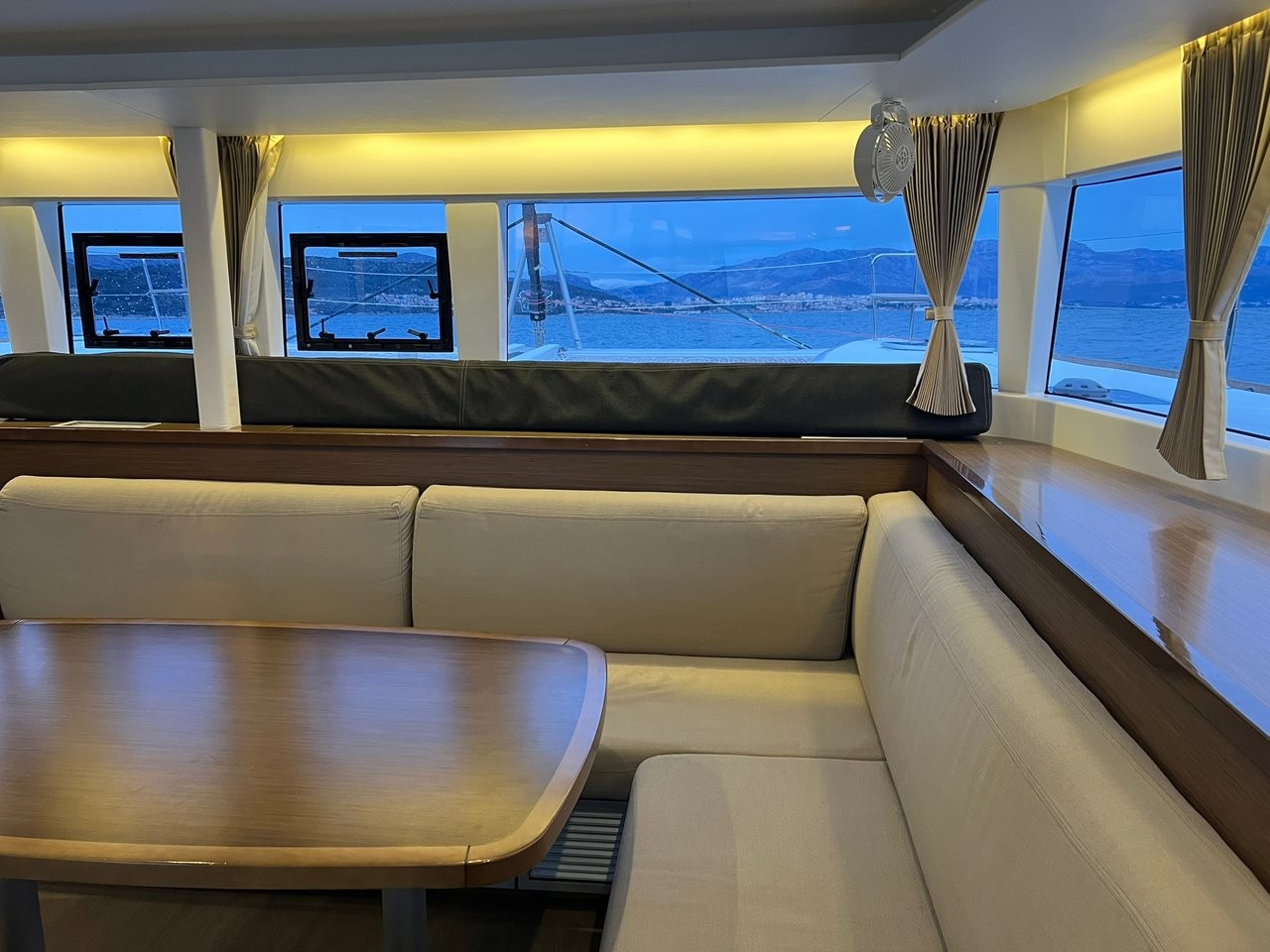 Lagoon 450 F, Zen | Yacht Charter Croatia