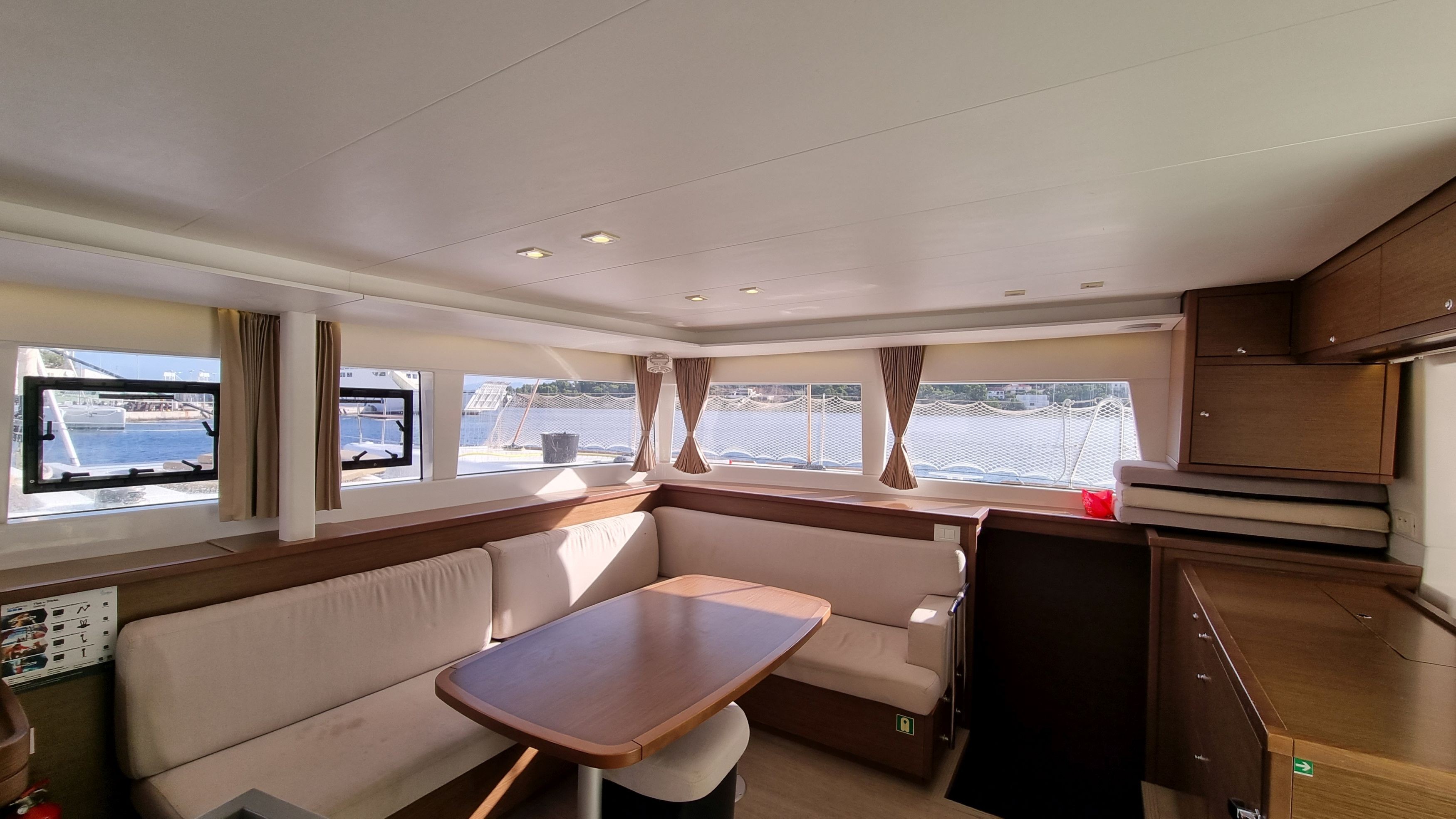 Lagoon 450 F, Samogon | Yacht Charter Croatia