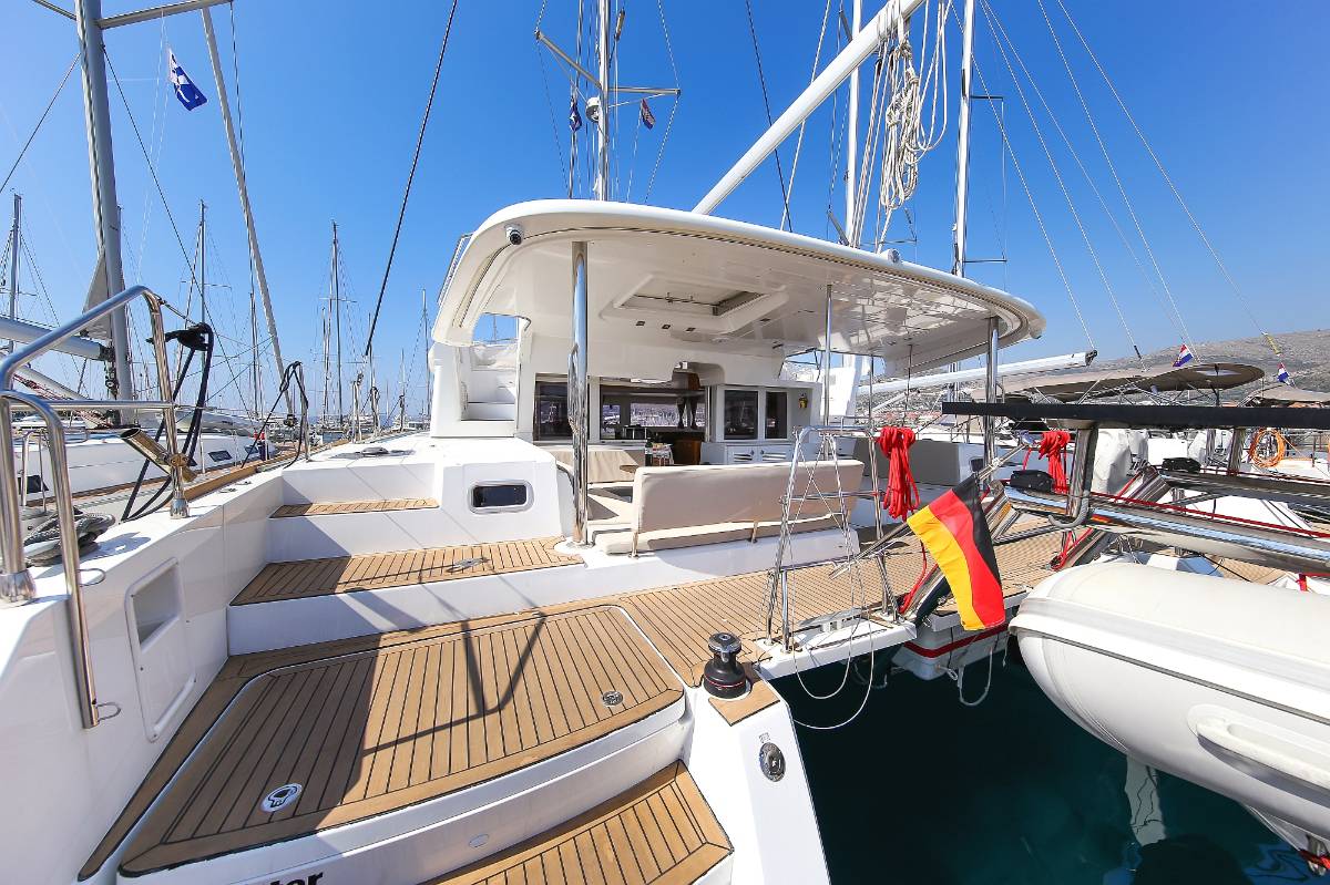 Lagoon 450 F, Fenadi | Yacht Charter Croatia