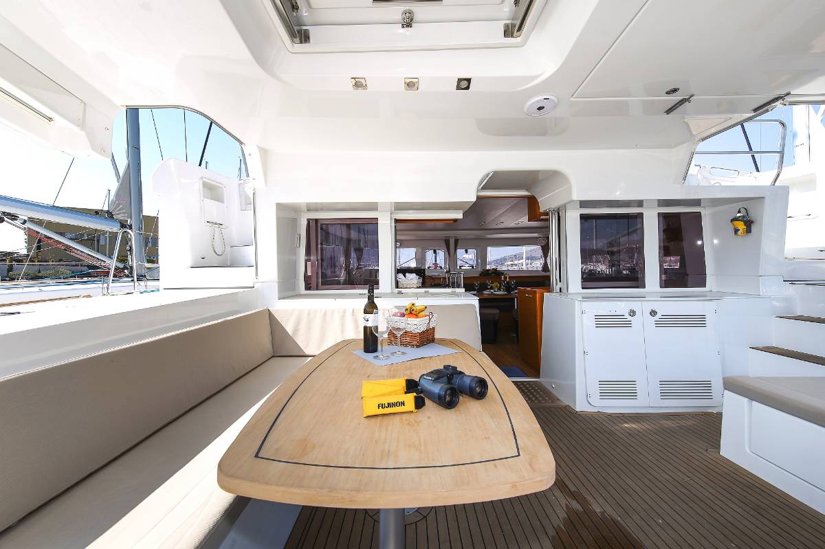Lagoon 450 F, Fenadi | Yacht Charter Croatia