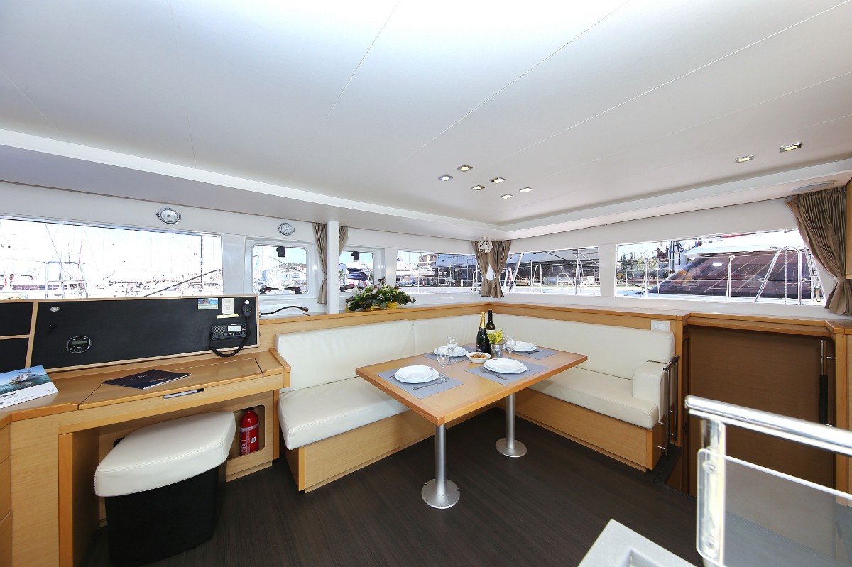Lagoon 450 F, Fenadi | Yacht Charter Croatia