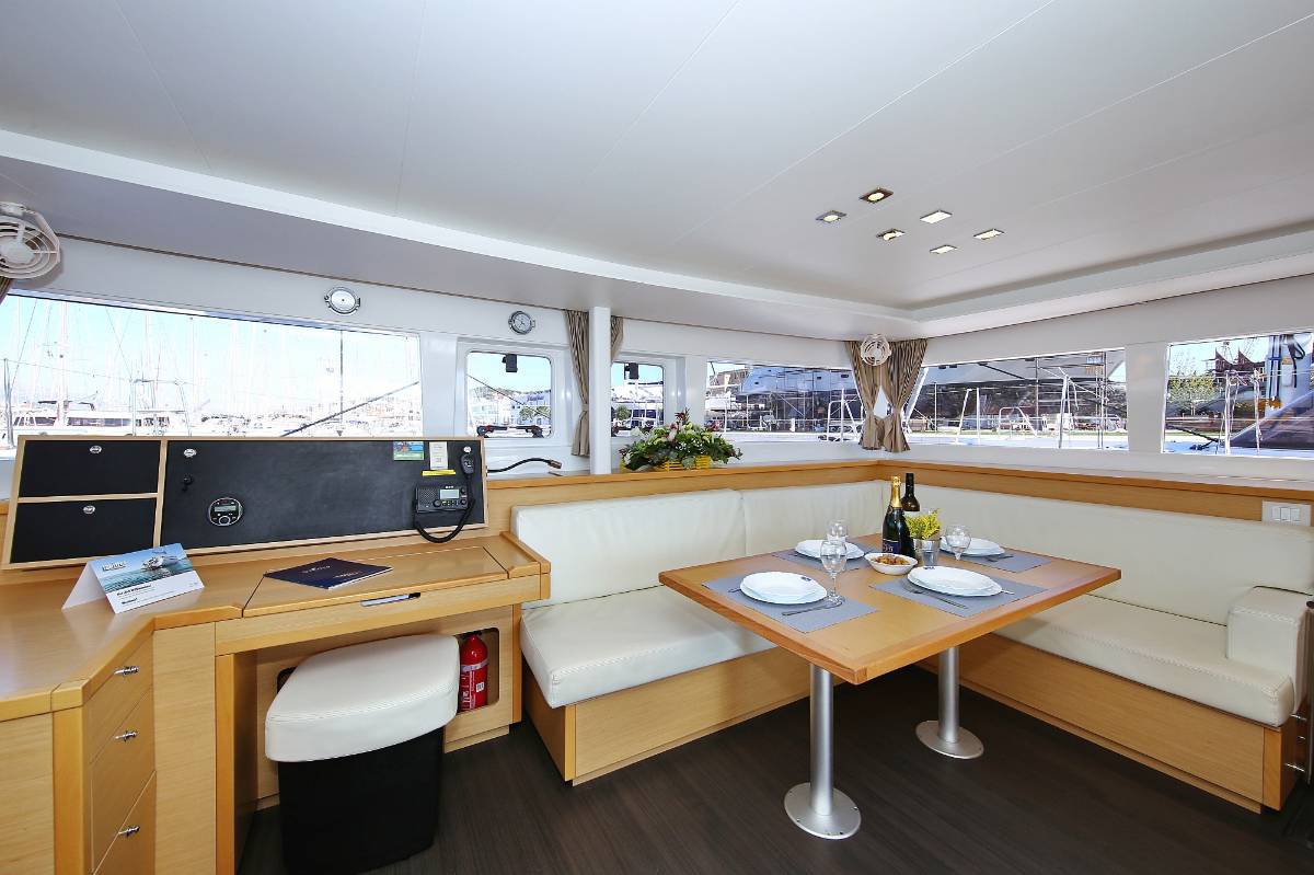 Lagoon 450 F, Fenadi | Yacht Charter Croatia