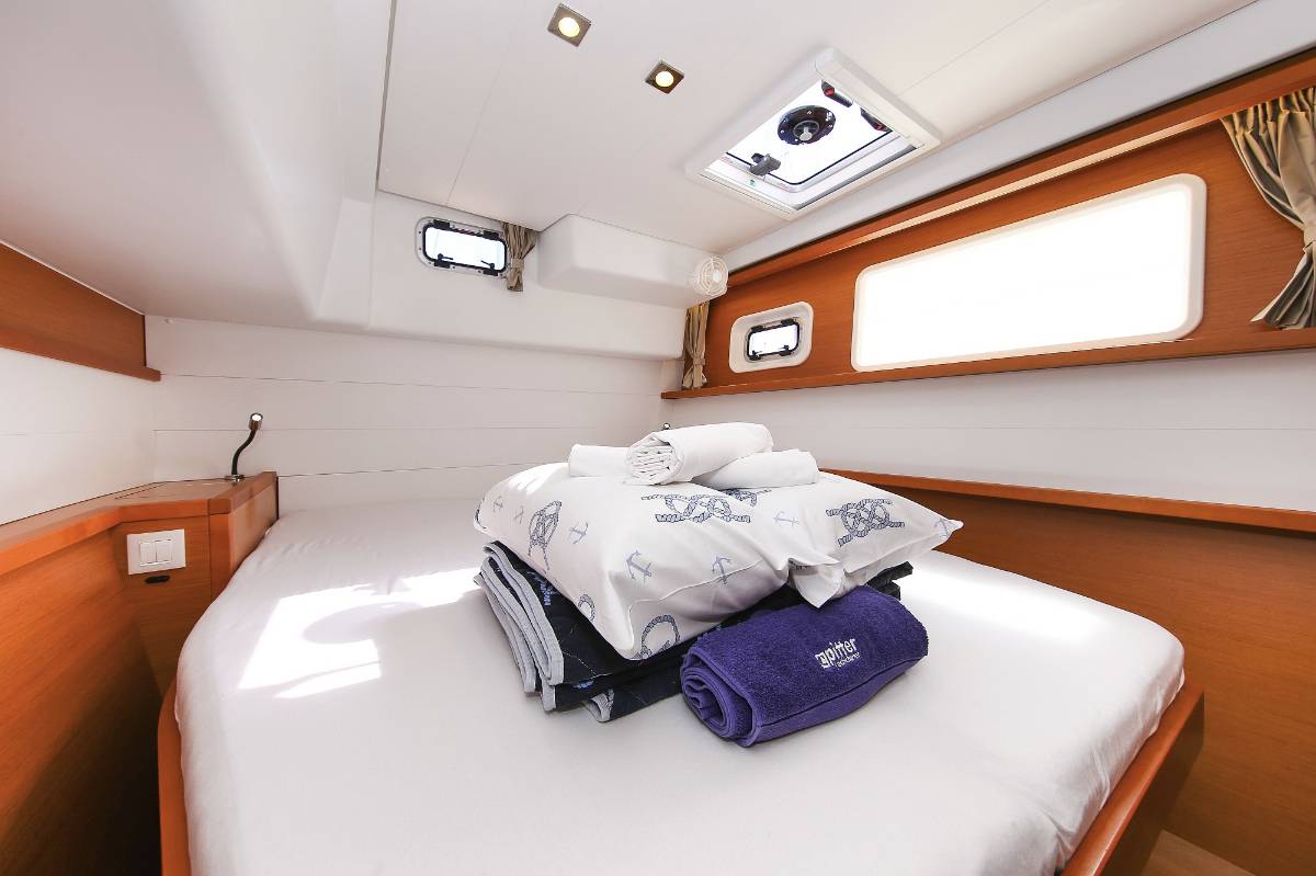 Lagoon 450 F, Fenadi | Yacht Charter Croatia