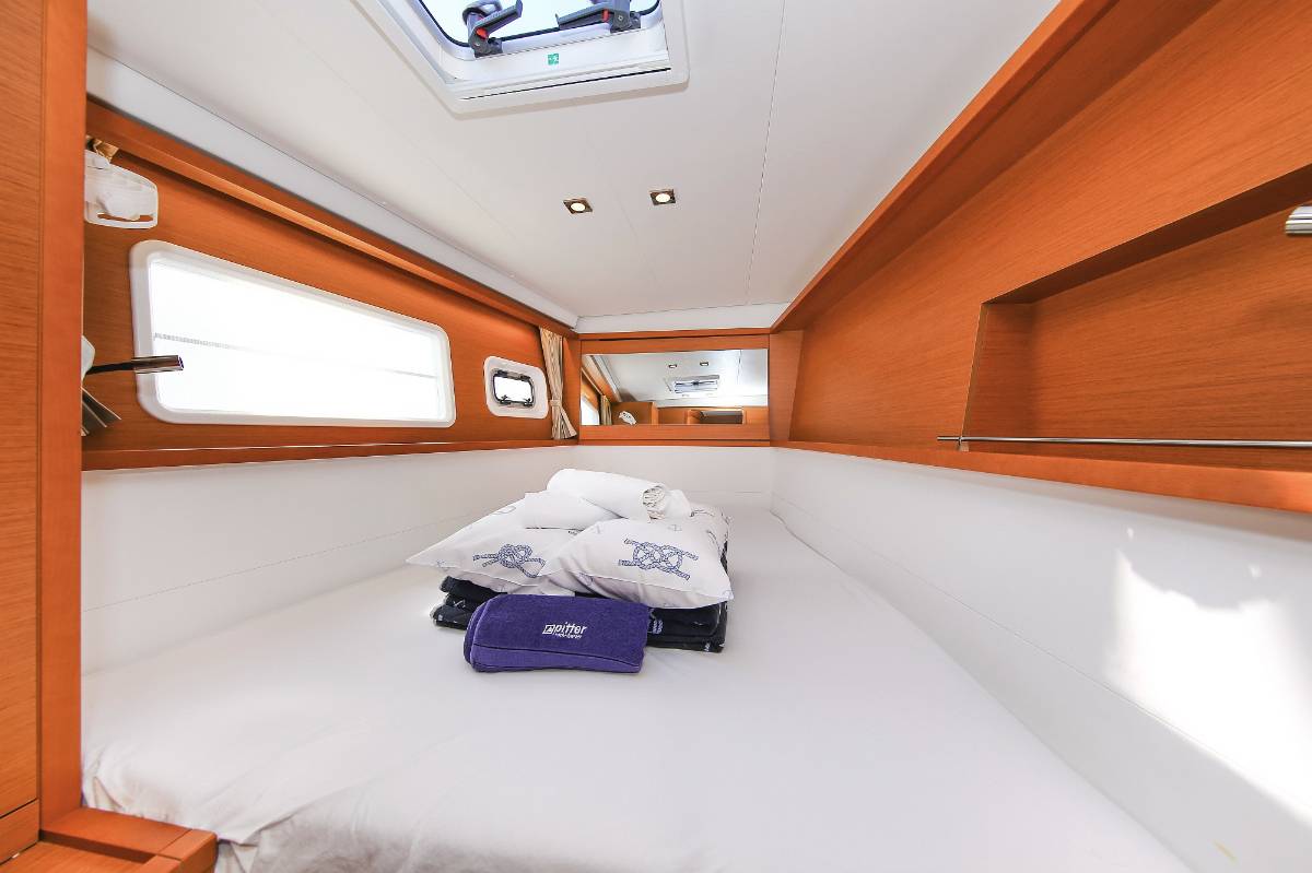 Lagoon 450 F, Fenadi | Yacht Charter Croatia