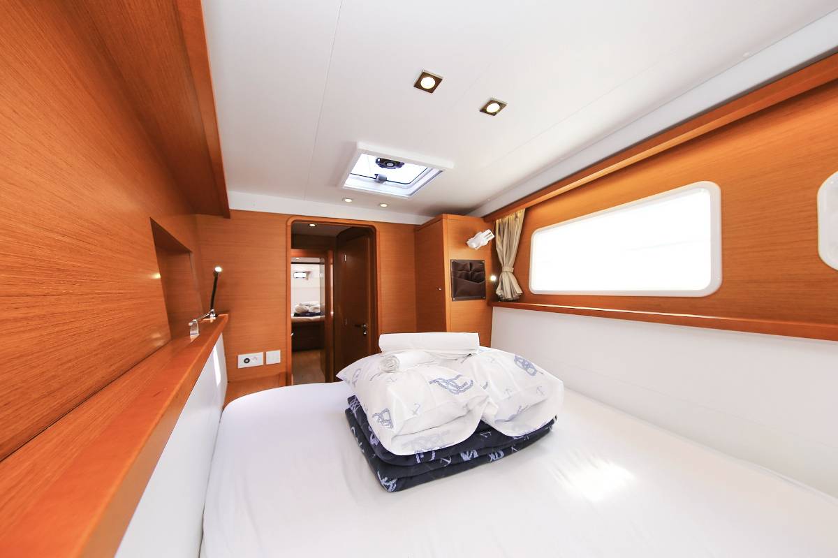 Lagoon 450 F, Fenadi | Yacht Charter Croatia
