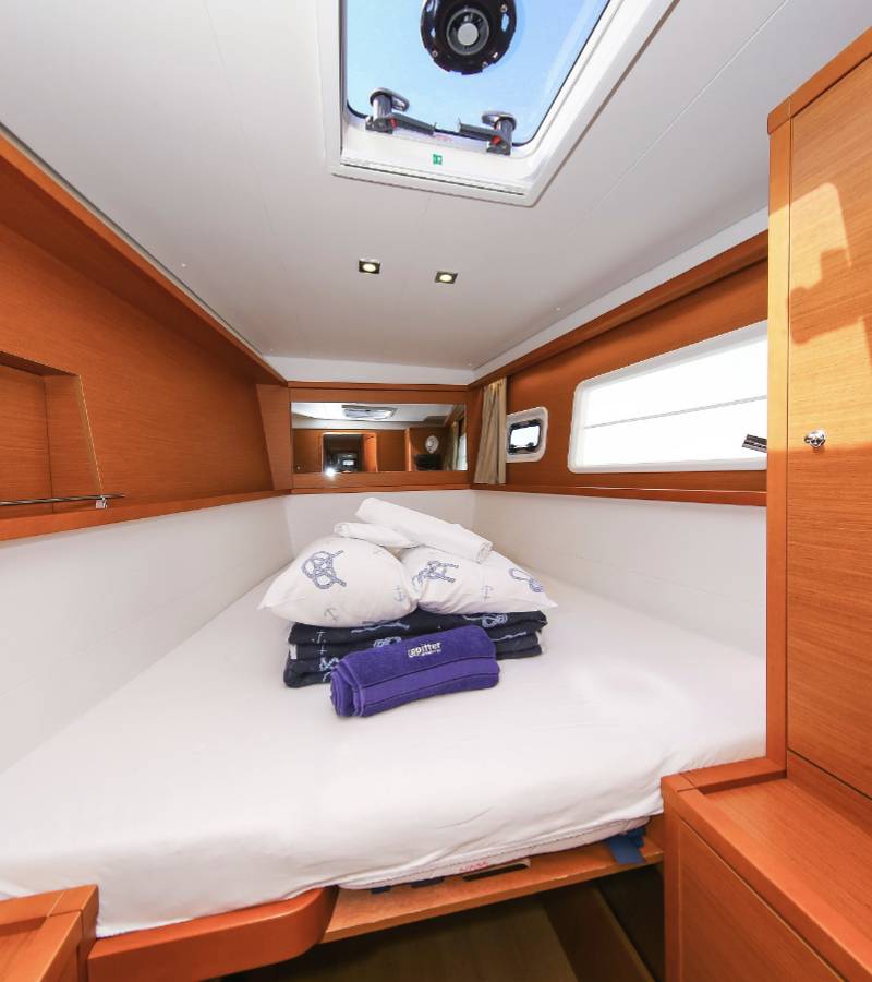 Lagoon 450 F, Fenadi | Yacht Charter Croatia