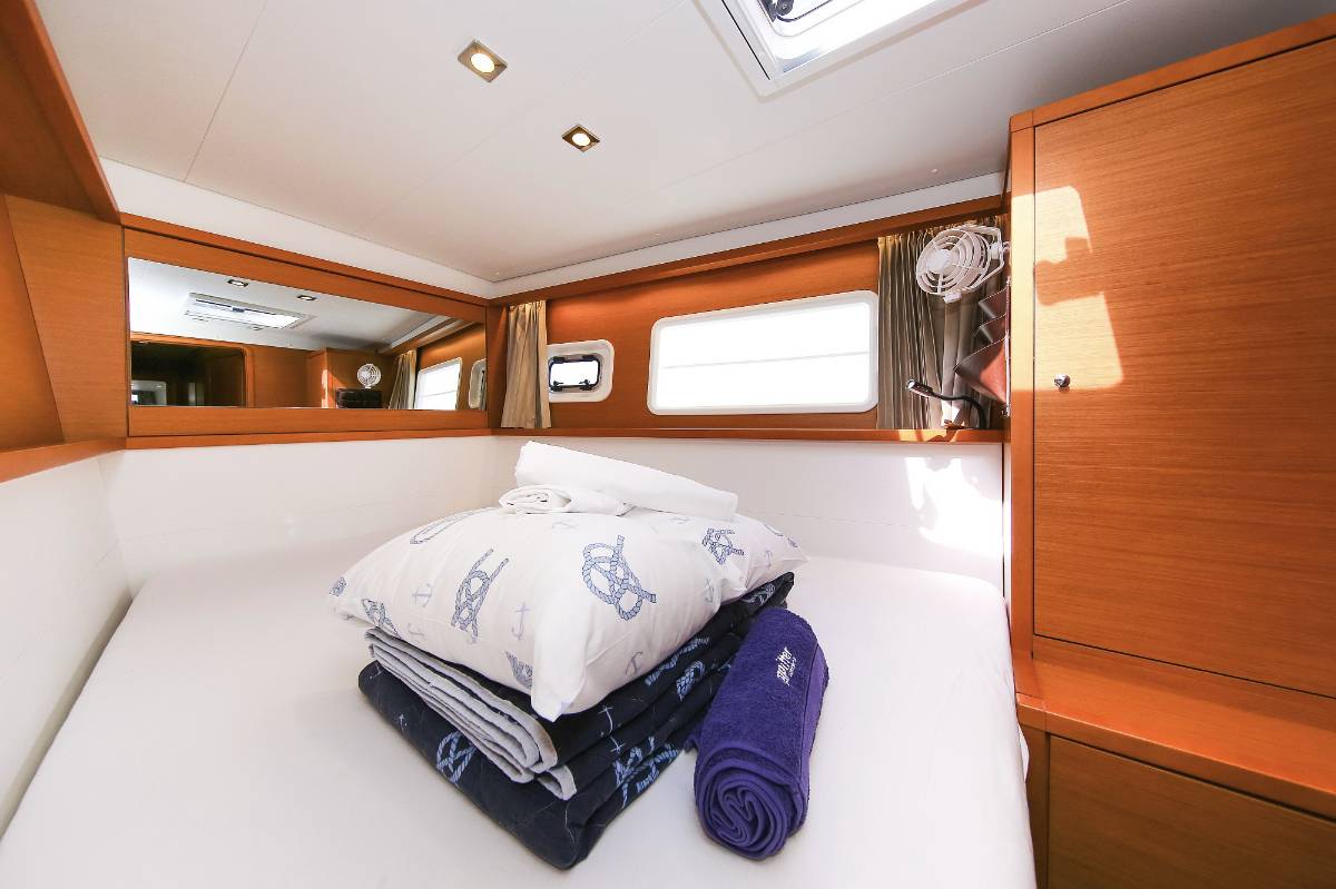 Lagoon 450 F, Fenadi | Yacht Charter Croatia