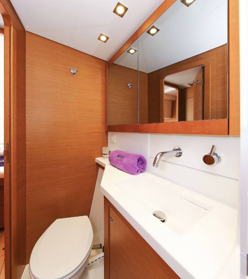 Lagoon 450 F, Fenadi | Yacht Charter Croatia