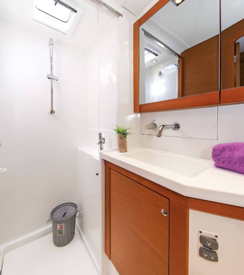 Lagoon 450 F, Fenadi | Yacht Charter Croatia