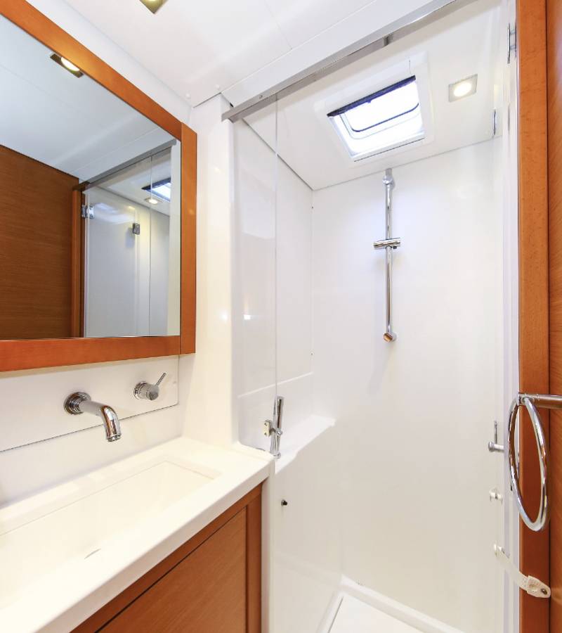 Lagoon 450 F, Fenadi | Yacht Charter Croatia