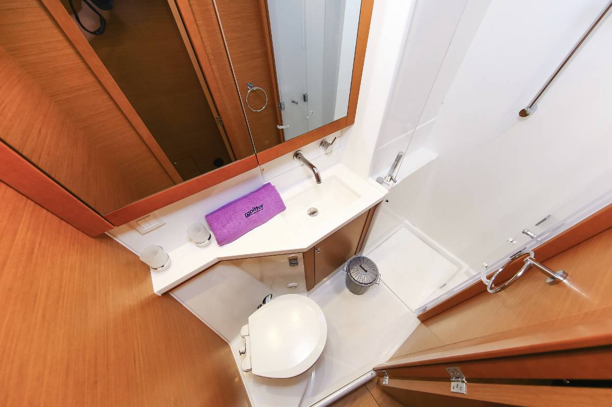Lagoon 450 F, Fenadi | Yacht Charter Croatia