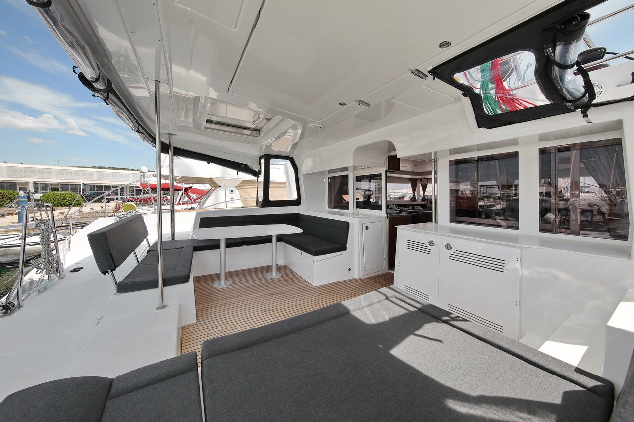 Lagoon 450 F, Paradise | Yachtcharter Kroatien