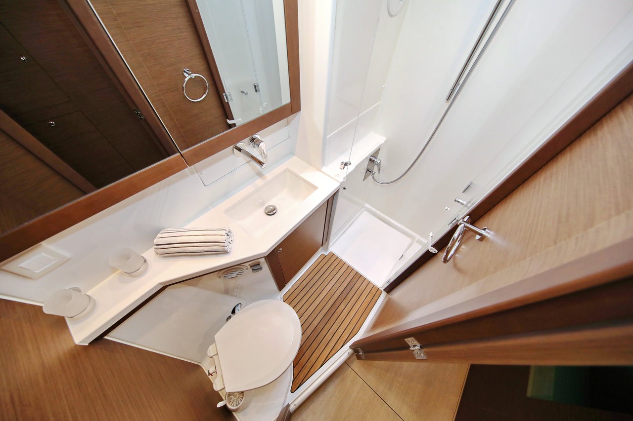 Lagoon 450 F, Paradise | Yachtcharter Kroatien