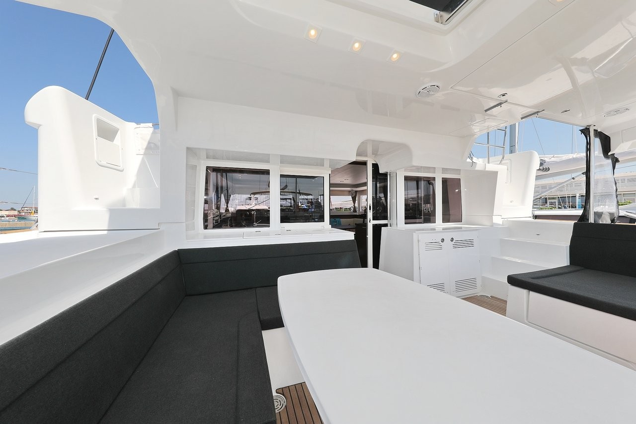 Lagoon 450 F, Hot Stuff | Noleggio di Yacht Croazia